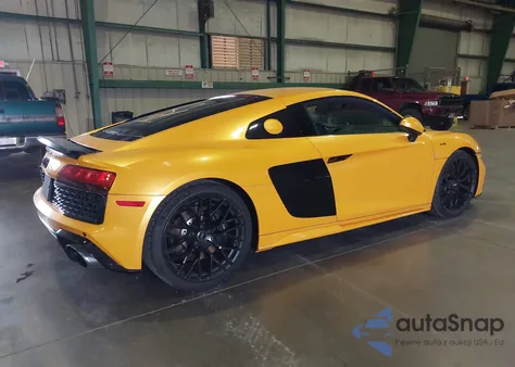 2020 Audi R8 V10 Quattro S Tronic z USA, uszkodzony, nr VIN WUAEEAFX7L7900930